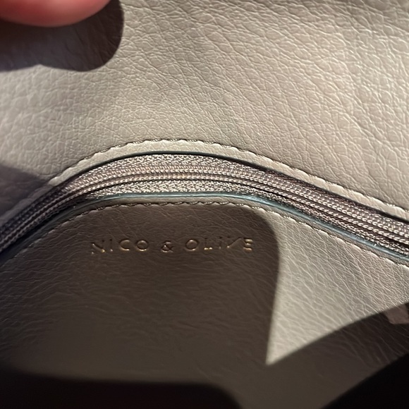 Nico and olive Crossbody saddlebag taupe - Picture 5 of 7